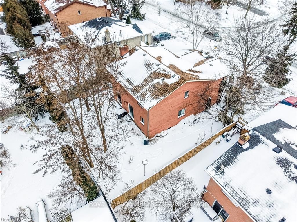 10 Jeanette Avenue - Photo 12