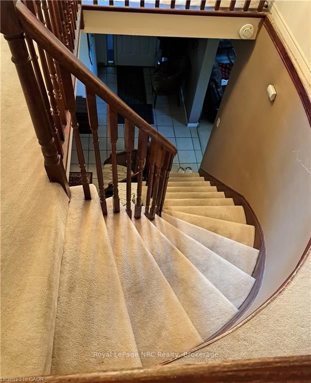 10 Jeanette Avenue - Photo 17