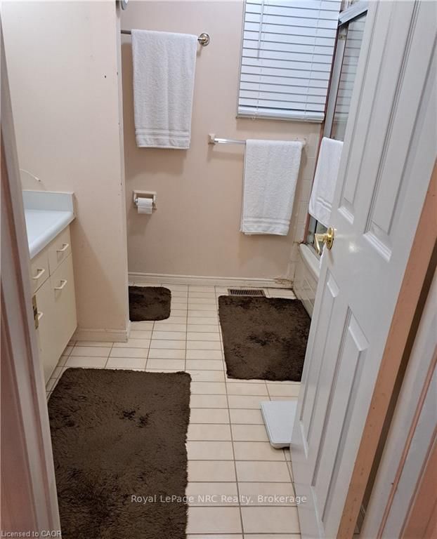 10 Jeanette Avenue - Photo 20