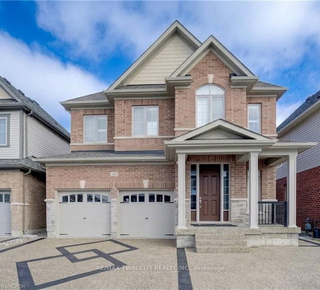 588 BECKVIEW Crescent