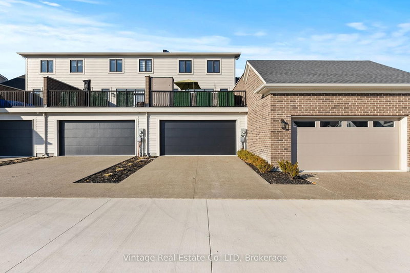 24 Willow Bank Common, St. Catharines, L2S 4C8 | Image 3