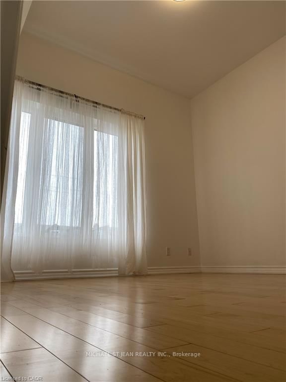 Condo for lease at 201-130 Wellington Street, Hamilton, Ontario, L8R 1N3 - Landsdale - MLS: X12751200