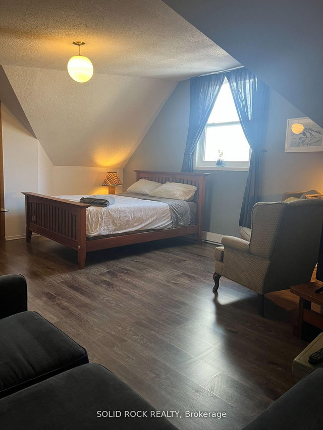 C - 71 King Street E