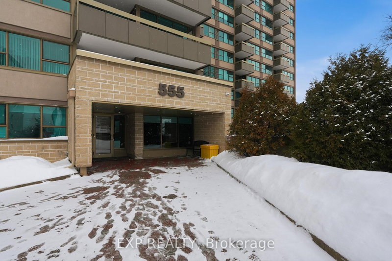 1112 - 555 Brittany Dr, Ottawa, K1K 4C5 | Image 3