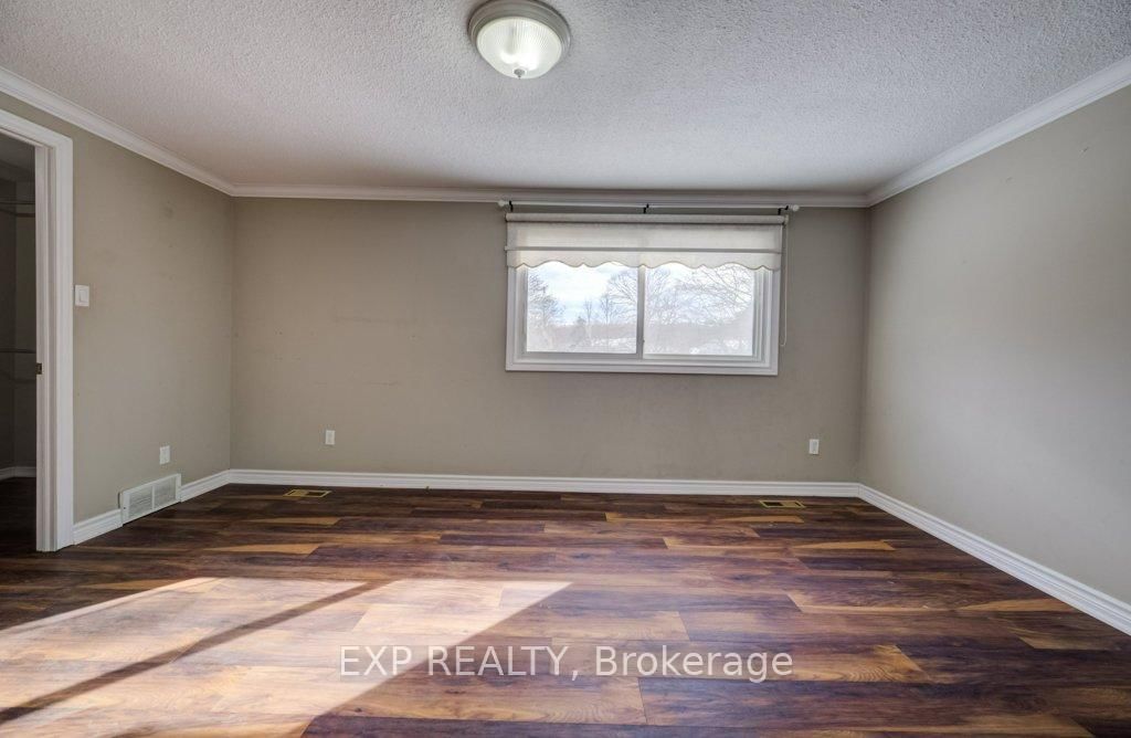 Townhouse for sale at 54 Nicklaus Drive, Hamilton, Ontario, L8K 6H3 - Vincent - MLS: X12751938