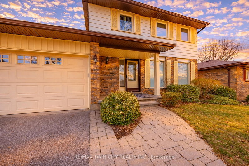 8 Wildflower Lane, Brantford, N3R 6B4 | Image 2