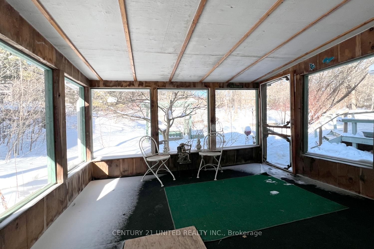 Detached House for sale at 28 Weller Crescent, Peterborough, Ontario, K9J 6J5 - Monaghan Ward 2 - MLS: X12752334