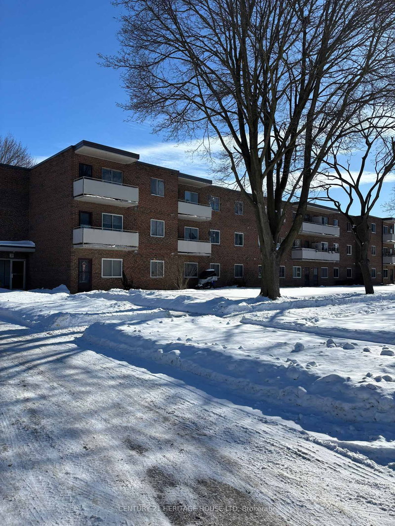 home for lease on 109-31 Parkside Drive S