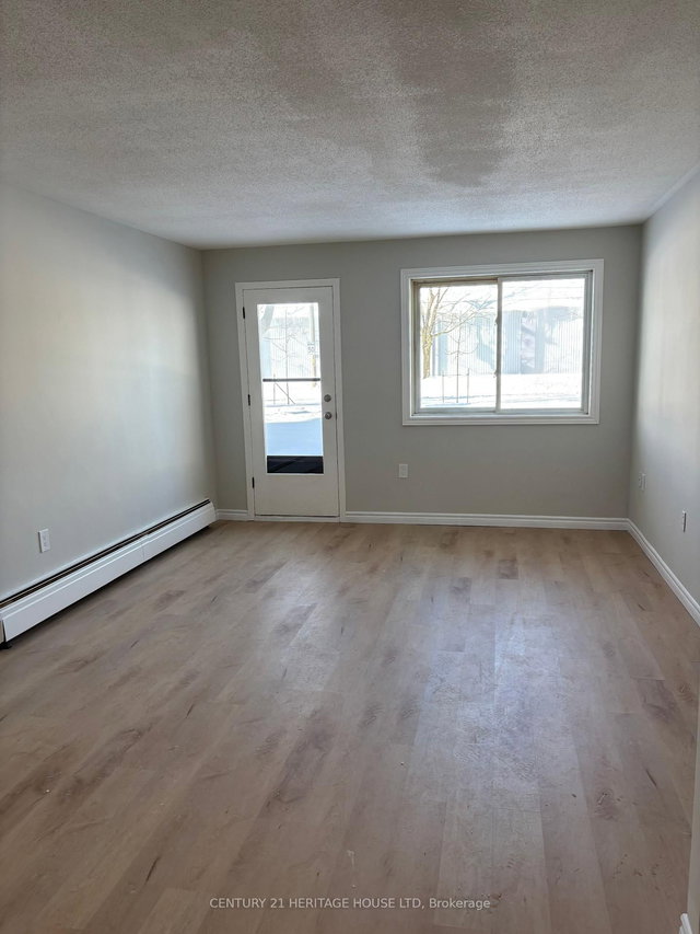 109 - 31 Parkside Drive S