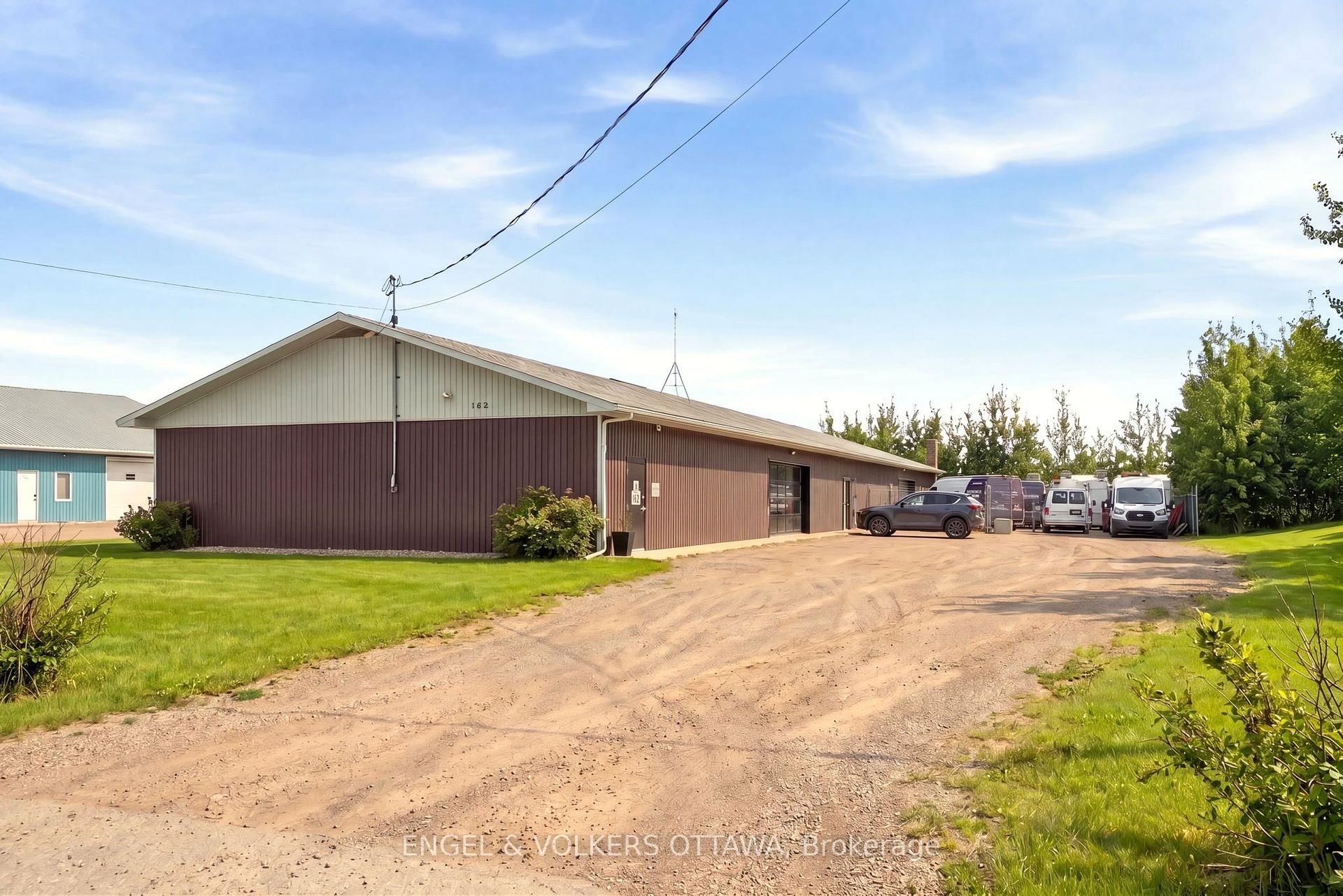 162 Wescar Lane, Carp, ON