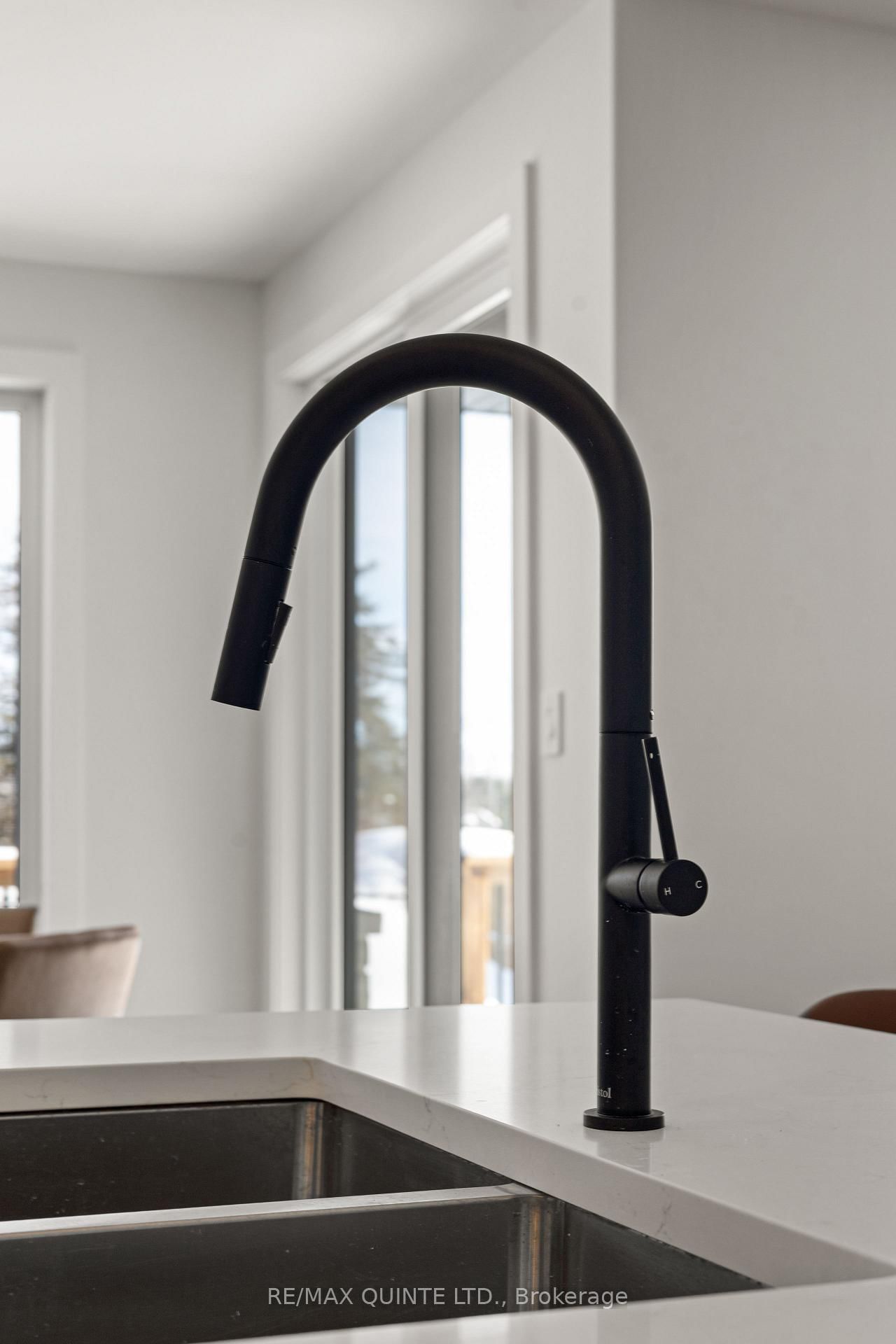 8 Deerview Drive - Photo 19