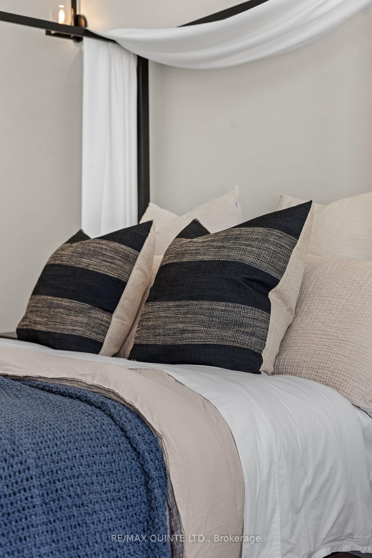 8 Deerview Drive - Photo 36