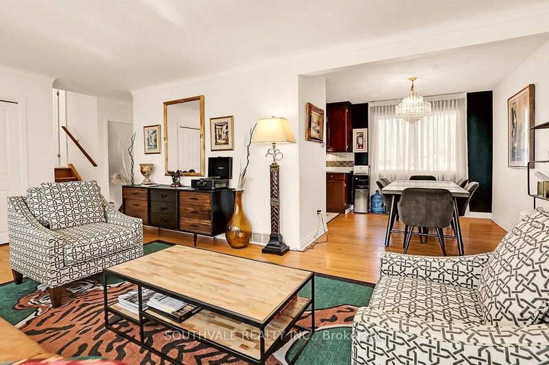 305 Centre St, Niagara-on-the-Lake, L0S 1J0 | Image 3