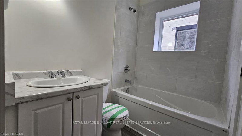 363 Front St, Belleville, K8N 2Z9 | Image 3