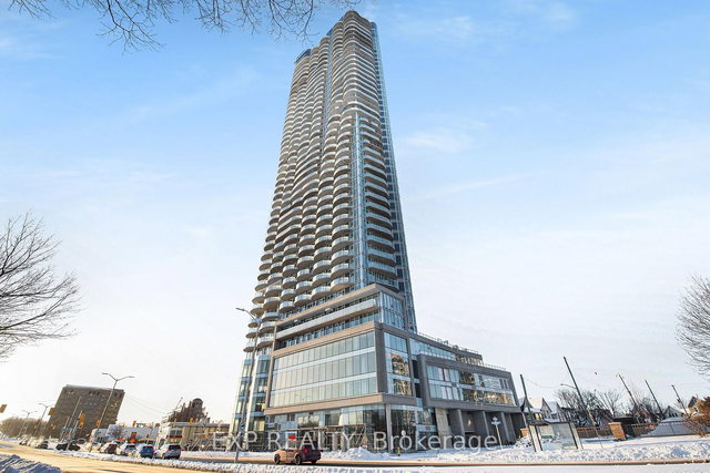 #1805 - 805 Carling Avenue