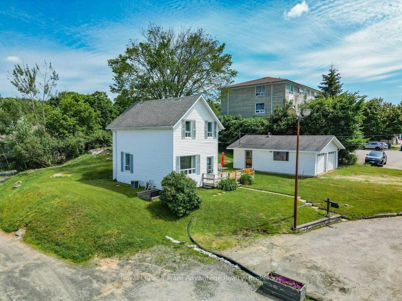 76 Bowes St, Parry Sound, P2A 2L7 | Image 3