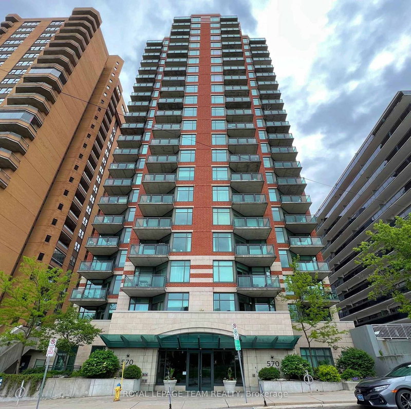 home for lease on 2002-570 LAURIER Avenue W