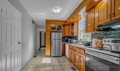 329 Rankin Avenue • Windsor, ON photo 8