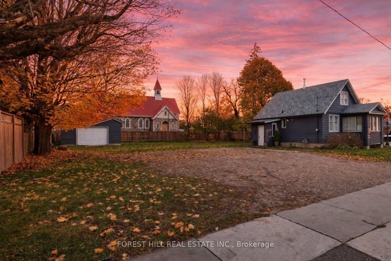 home for sale on 3 Elora Street N