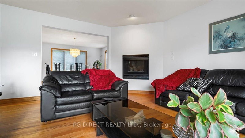 26 Bridlewood Lane photo 4