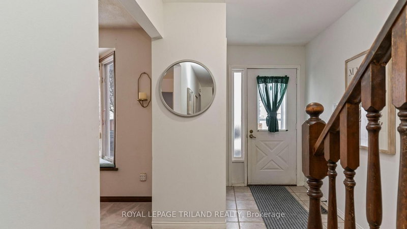 535 GRAND VIEW Ave, London South, N6K 3E8 | Image 2