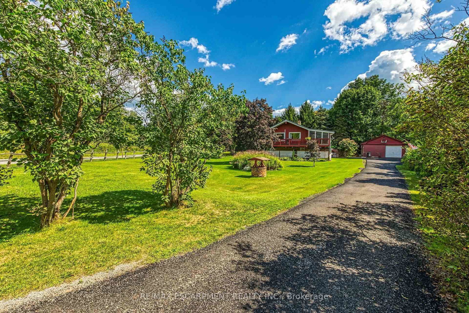 1686 Old Brock Street • Norfolk, ON photo 2