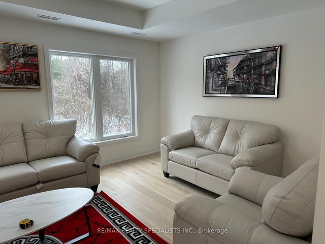 19 - 258 Hespeler Road