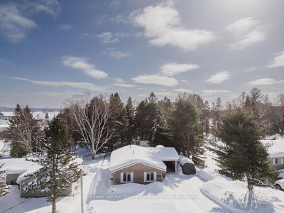 27 Queen Street, Sundridge, Ontario image-0-1