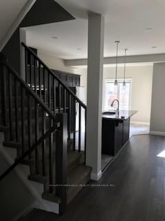 108 - 2040 Shore Road