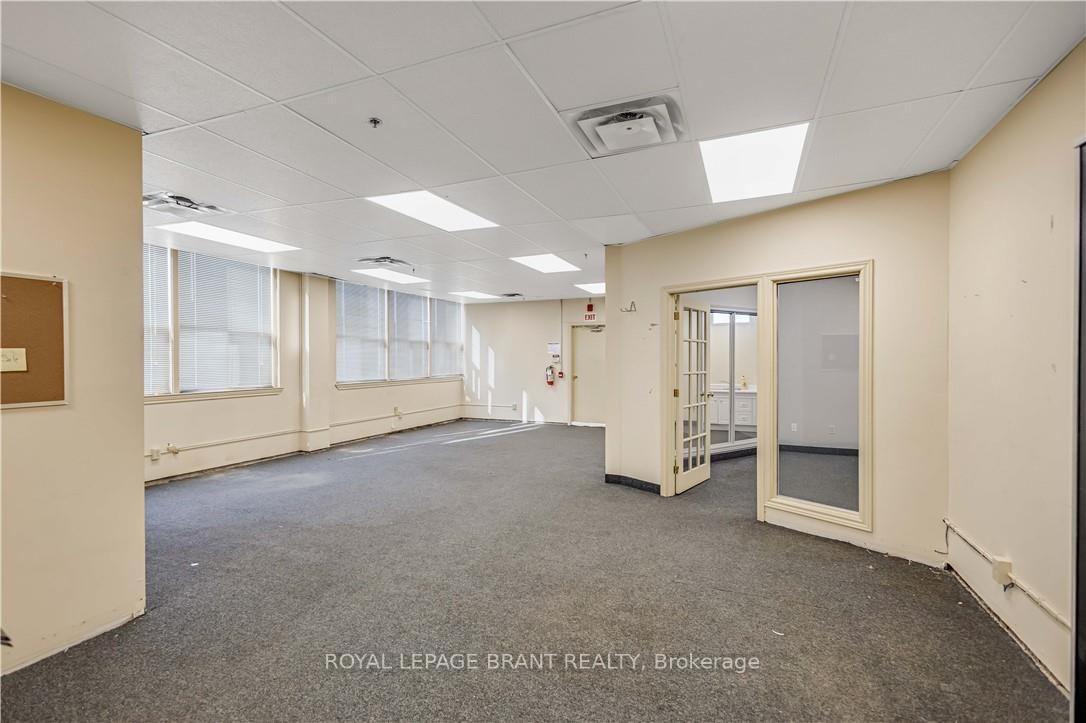 148 Mohawk Street, Unit D - Photo 10