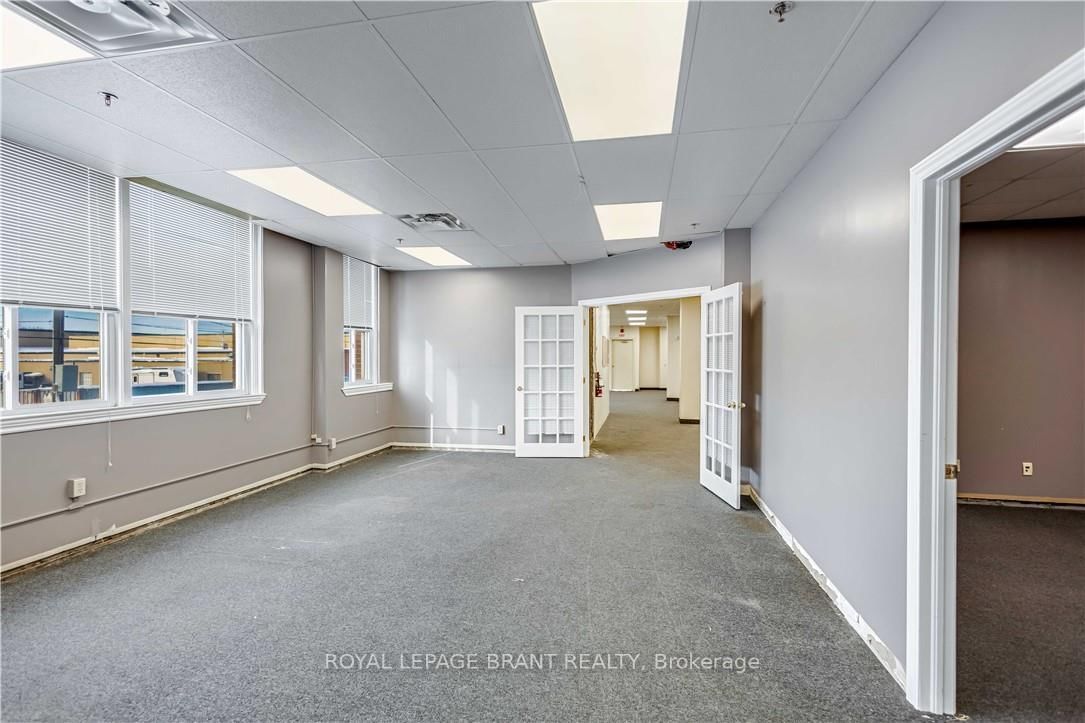 148 Mohawk Street, Unit D - Photo 16