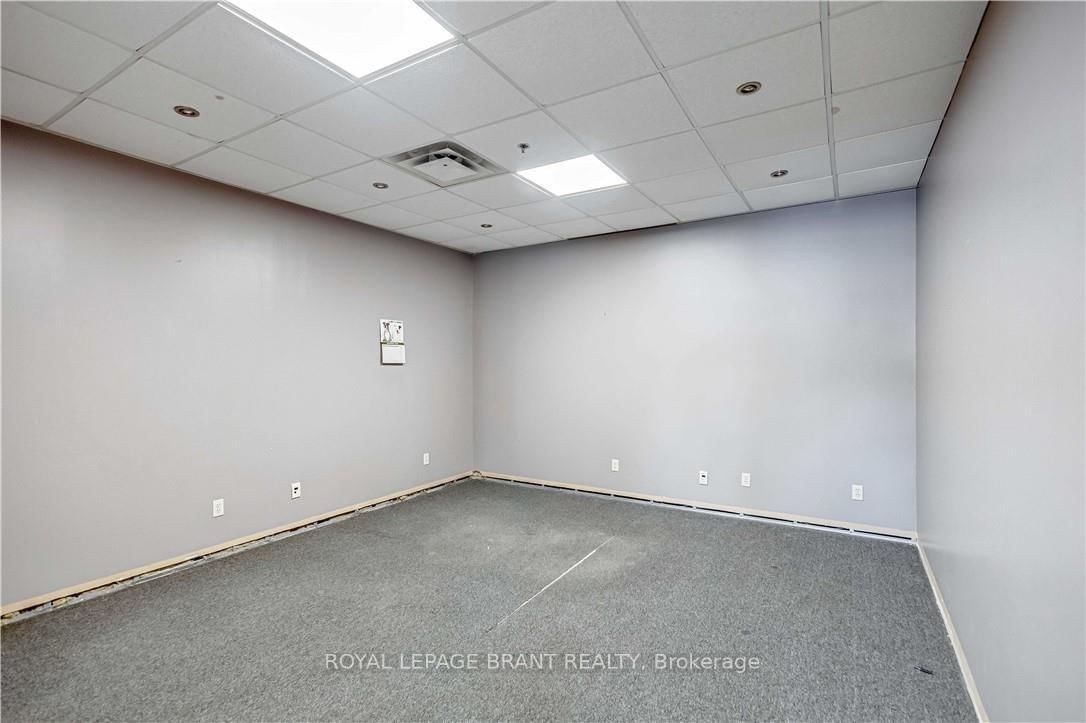 148 Mohawk Street, Unit D - Photo 23