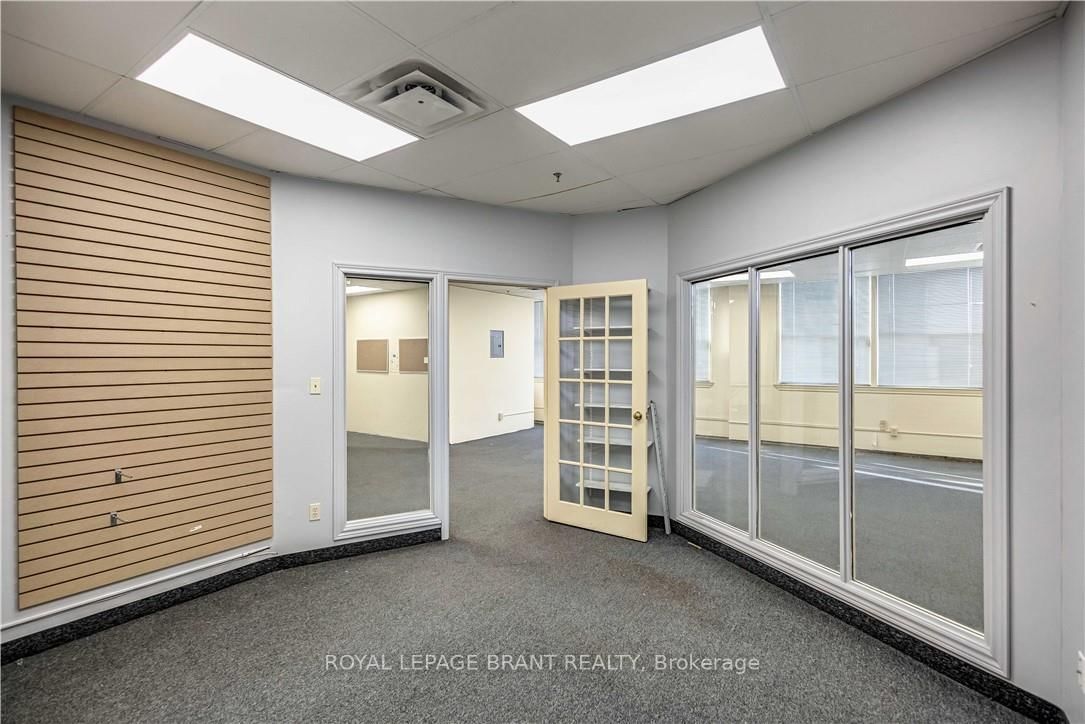 148 Mohawk Street, Unit D - Photo 26