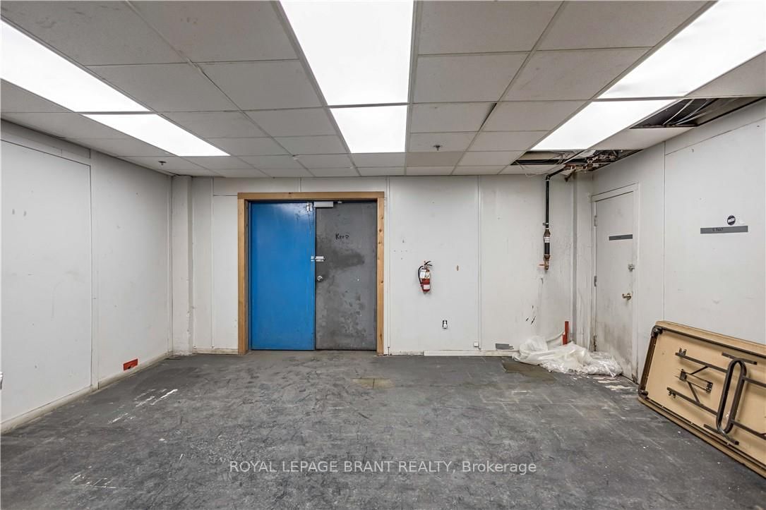 148 Mohawk Street, Unit D - Photo 36