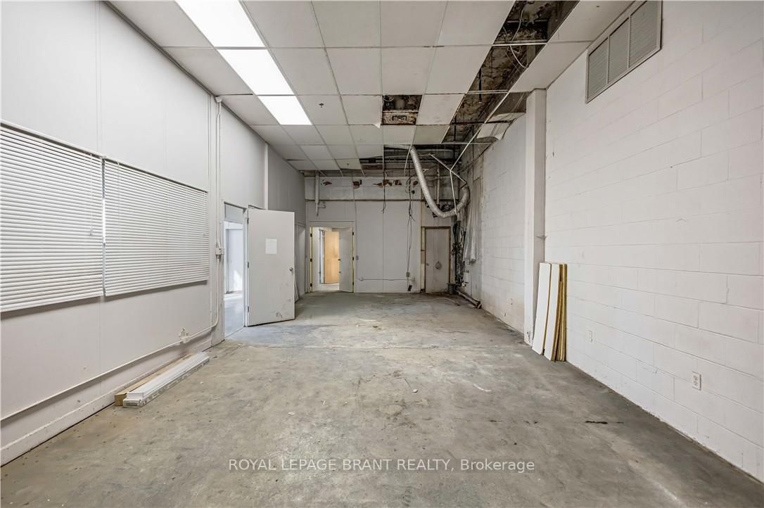 148 Mohawk Street, Unit D - Photo 38