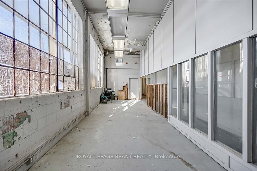 148 Mohawk Street, Unit D - Photo 40