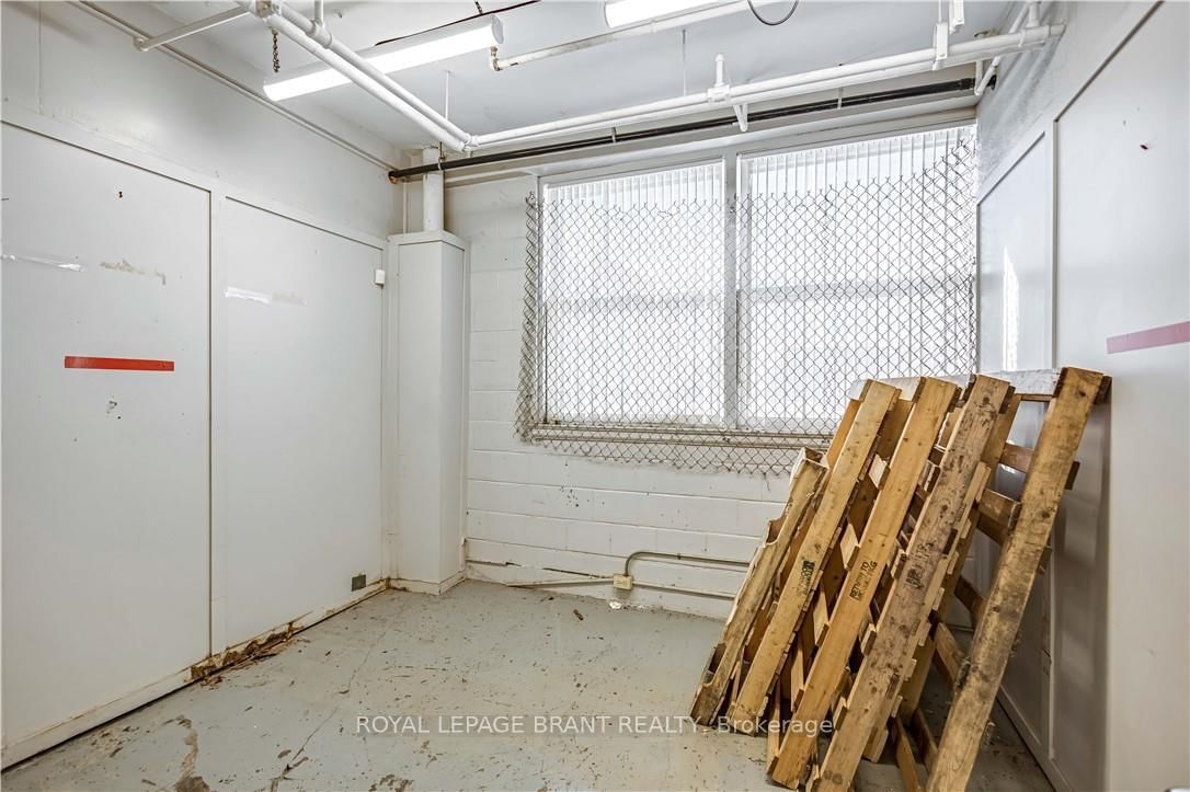 148 Mohawk Street, Unit D - Photo 43