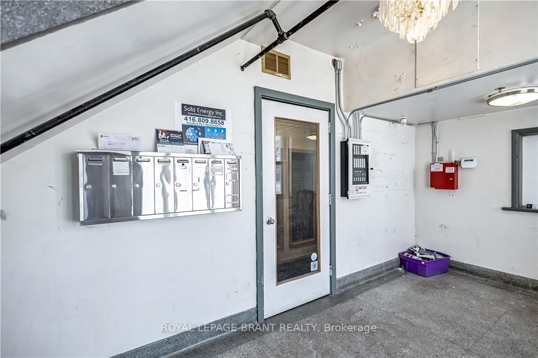 148 Mohawk Street, Unit D - Photo 5