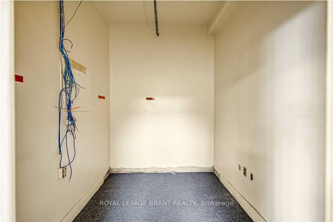 148 Mohawk Street, Unit D - Photo 9