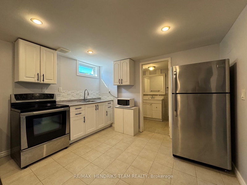 Lower - 14 Rendale Ave, St. Catharines, L2M 6G1 | Image 2