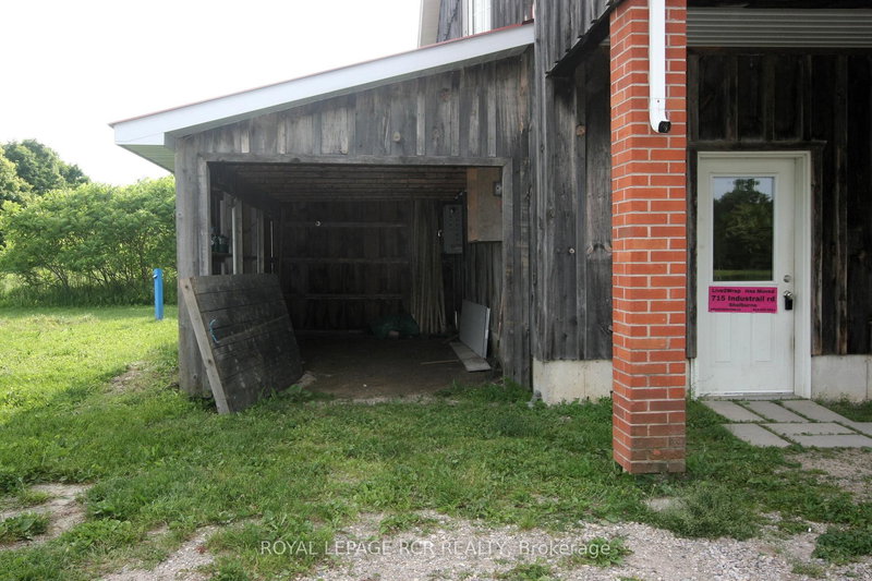 Lower - 428 Main St W, Shelburne, L9V 2V3 | Image 3