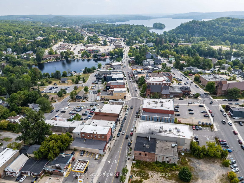 7 Main St W, Huntsville, P1H 2C5 | Image 3