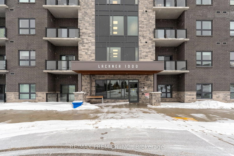 215 - 1000 Lackner Pl, Kitchener, N2A 0L9 | Image 2