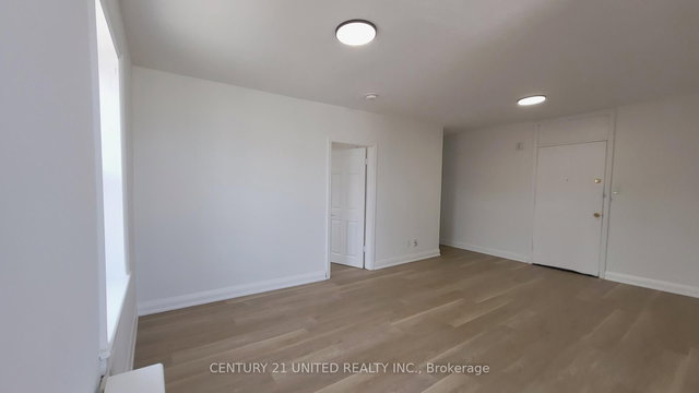 C - 409 Chambers Street