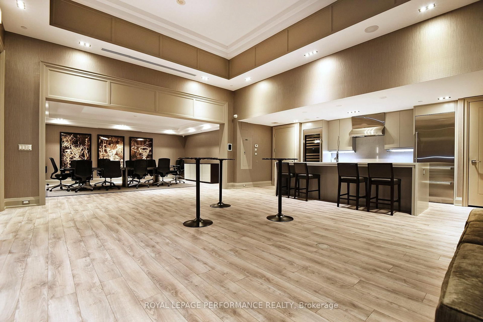 111 Champagne Avenue S, Unit 1102 - Photo 25