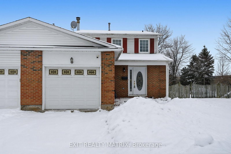 1123 Burgundy Lane, Orleans, K1C 2M9 | Image 2