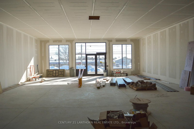 B - 405 Maitland Dr, Belleville, K8N 4Z5 | Image 2