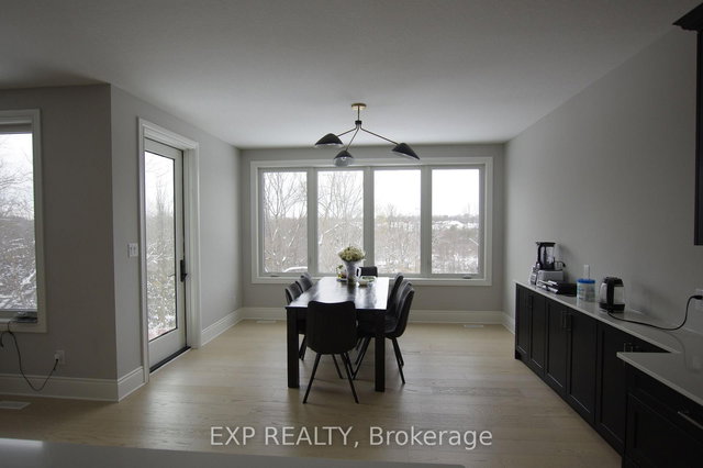 5 - 2835 sheifield Place