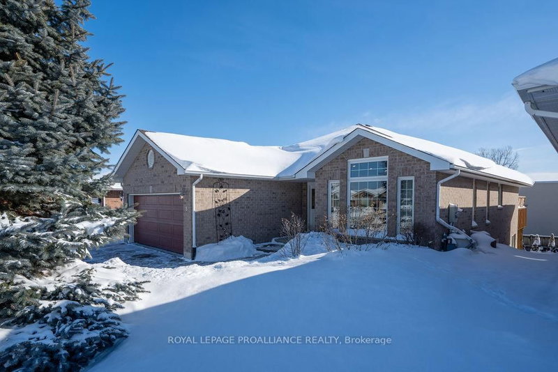 5 Simcoe Dr, Belleville, K8N 0N7 | Image 2