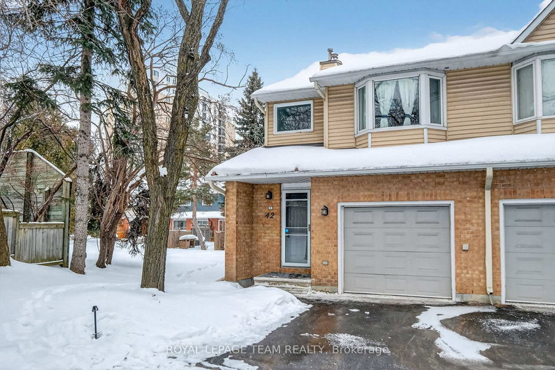42 Oakhaven Private S, Ottawa, K1K 4K1 | Image 2